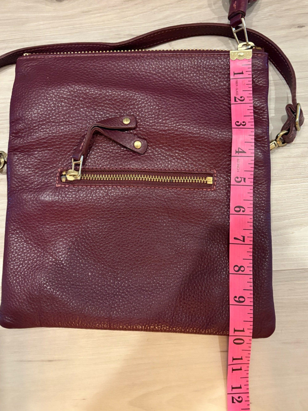 Roots Genuine Leather Fold-Over Top Zip Crossbody Bag Tassel Burgundy - Picture 13 of 15